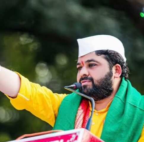 विधानभवनावर शेतकऱ्यांचा मोर्चा,रविकांत तुपकर पुन्हा आक्रमक. 1 विधानभवनावर शेतकऱ्यांचा मोर्चा,रविकांत तुपकर पुन्हा आक्रमक.