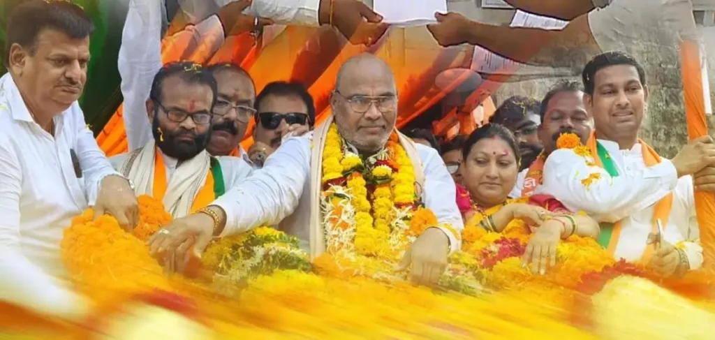 महाराष्ट्र विधानसभा निवडणूक 2024: चंद्रपूर जिल्ह्यात 57 उमेदवारांचे अर्ज दाखल – कोणत्या मतदारसंघात कोण लढणार? 2 महाराष्ट्र विधानसभा निवडणूक 2024: चंद्रपूर जिल्ह्यात 57 उमेदवारांचे अर्ज दाखल – कोणत्या मतदारसंघात कोण लढणार?